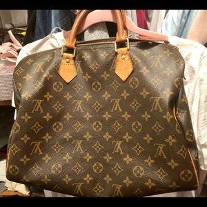 Louis Vuitton speedy 35 monogram
